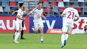 Alin Techereș, gol fabulos dat în Ghencea, împotriva Stelei. Prima reușită a fundașului în Liga 2 și pentru Sepsi OSK a uimit: ”Nouă din zece fotbaliști își rupeau piciorul la această fază” / ”Cât tupeu! Cum să alegi așa ceva? UEFA Champions League”