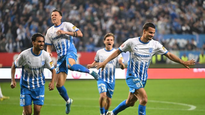 Basarab Panduru i-a făcut praf pe olteni, după victoria cu Rapid. „Vezi cum e la noi? Asta ne caracterizează”