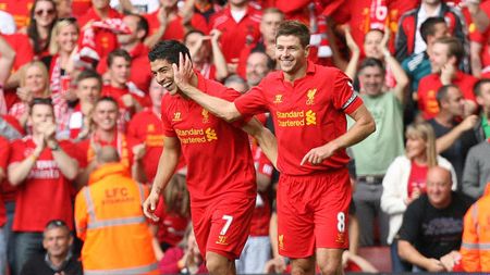 De asta îl iubesc fanii pe Gerrard!** S-a simțit fericit când a refuzat-o pe Man. Utd: "Nu puteam trece peste rivalitate!" "Mou" a avut o șansă în plus