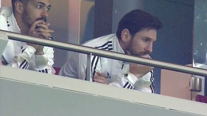 S-a aflat motivul "dispariției" lui Messi în timpul umilinței cu Spania:  "A surprins pe toată lumea. O scenă nemaivăzută!" Ce a făcut starul Barcei imediat după ce colegii lui au ieșit de pe teren