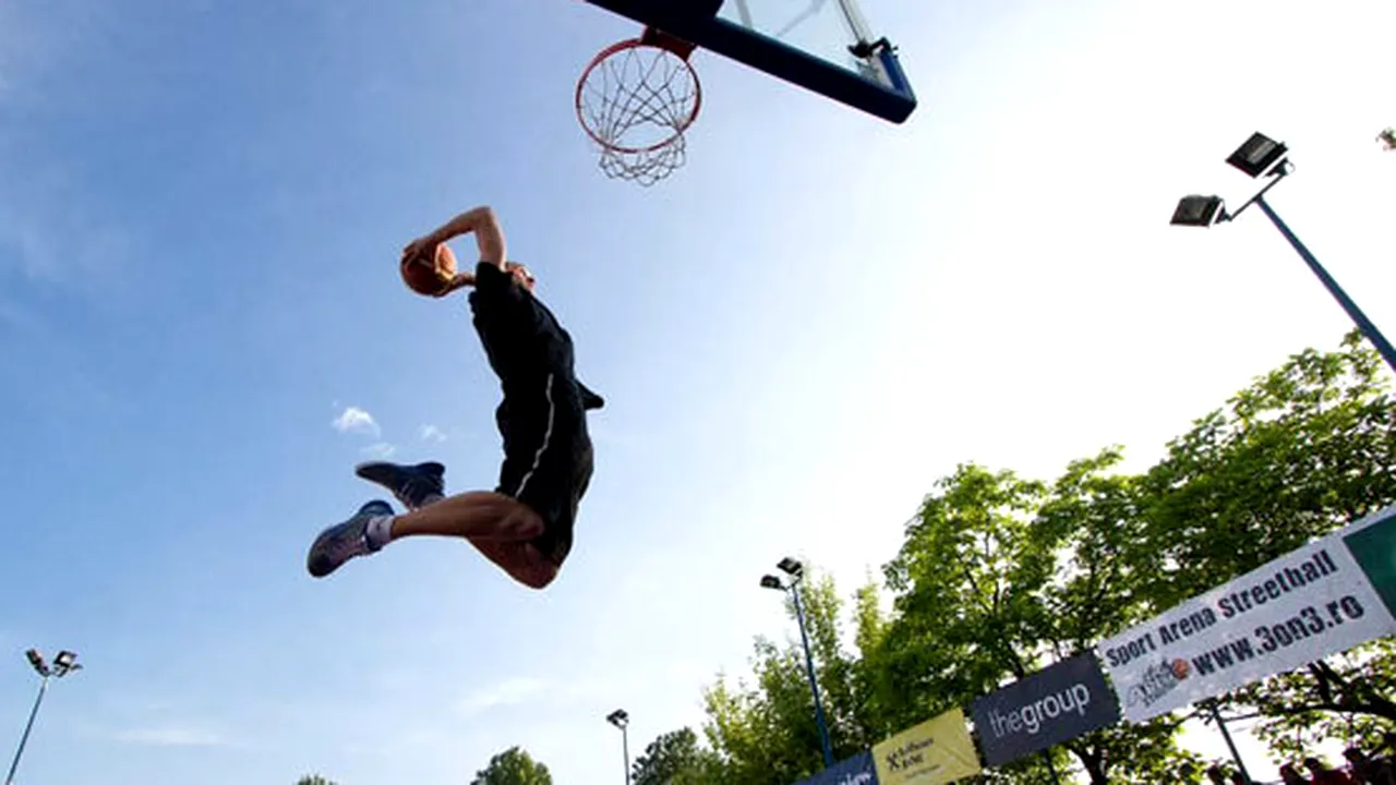 Show total la Sport Arena Streetball!** Zboară ca 