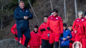 SC Oțelul a plecat în Turcia cu 26 de jucători. Ultimii nou-veniți în lotul lui Dorinel Munteanu sunt de la ”U” Cluj și Gloria Buzău, dar e așteptat și un atacant