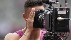 ProSport, confirmat! Lovitură pe piața media: două posturi TV din România vor transmite Premier League!