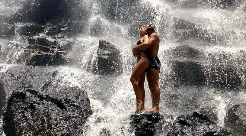 Răzvan Raț, imagini de senzație alături de frumoasa sa soție în Bali. Cum au dansat pe marginea piscinei | FOTO & VIDEO