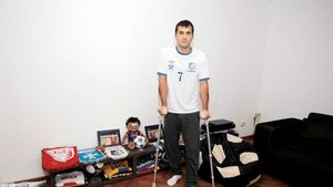 Băcilă a început să se deplaseze!** Victima lui Gardoș va începe recuperarea la celebra clinică de la Roma