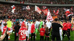 Răsturnare de situație în cazul promovării lui Dinamo! Se duce FC Argeș la TAS să conteste licența „câinilor"? Anunțul oficial făcut de piteșteni | EXCLUSIV