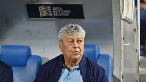 Mircea Lucescu, gest umilitor față de Florinel Coman. L-a trimis să se pregătească pentru a intra pe teren în România - Cipru, dar apoi s-a întâmplat ceva și selecționerul s-a răzgândit