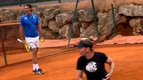 Ce a pus-o Patrick Mouratoglou pe Simona Halep să facă la primul antrenament de când au devenit parteneri! Au fost filmați pe ascuns de un tânăr, care a și făcut imaginile publice | VIDEO