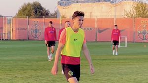 Gigi Becali face curățenie în echipa de start a lui FCSB pentru a-i face loc lui Dorin Rotariu! Pe ce post va juca