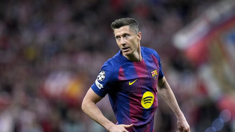 MERCATO Se pregătește plecarea lui Robert Lewandowski de la FC Barcelona! Cu ce cluburi negociază starul polonez