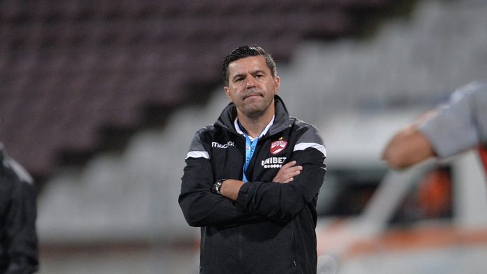 Cosmin Contra, discuții cu cei de la AC Milan despre Dennis Man și Valentin Mihăilă: „Joacă la un nivel excelent”. Fostul selecționer nu l-a uitat nici pe Ciprian Tătărușanu
