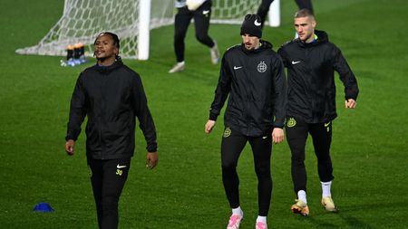 Ce clauză de precauție îi pune Gigi Becali fotbalistului căruia îi face contract cu FCSB şi căruia îi dă 40.000 de euro pe lună