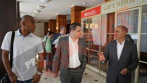 Șumudică: "Până mâine vor mai veni 3-4 jucători! Am nevoie de Lazăr!"