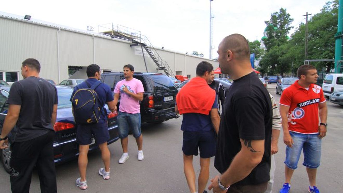 Stejarii vor da teste fizice pe „Tineretului"