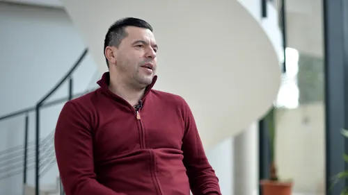 INTERVIU | Cosmin Contra s-a deschis pentru ProSport. Ce surprize pregătește pentru campania de calificare, cum a trăit Tătărușanu dispariția lui Sala, de ce plânge des și cei doi idoli în antrenorat: 