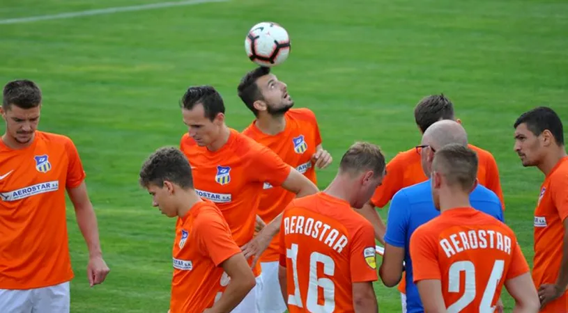 Aerostar Bacău așteaptă o decizie a FRF privind noul sezon, pentru a ști dacă se înscrie în Liga 2. Doru Damaschin: ”Noi milităm pentru un campionat cu două serii.” Moldova riscă să nu aibă reprezentantă în acest eșalon pentru al doilea an consecutiv