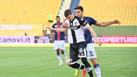 Parma - Crotone 3-4, Video Online. Valentin Mihăilă a reușit să înscrie, dar Dennis Man a ieșit accidentat
