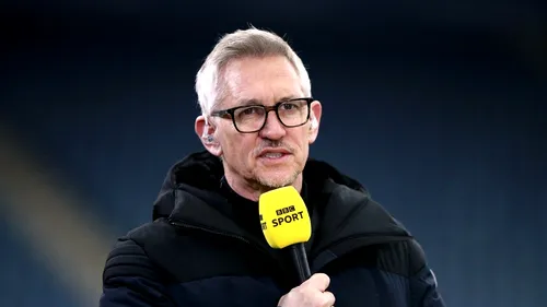 Cenzură sau protejarea brandului? BBC l-a scos de pe post pe Gary Lineker din cauza unui comentariu politic! În ce condiții fostul fotbalist și unul dintre cei mai iubiți prezentatori TV nu va fi dat afară definitiv: „Asta ne dorim”