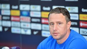 Reghe, încrezător înainte de Steaua - Dinamo: "Dacă ne uităm pe clasament, am putea fi favoriți. O să vedeți pe teren ce se va întâmpla"