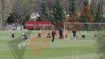 FOTO EXCLUSIV Andone, la primul antrenament** cu Rapid