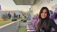Fanii nu și-au putut lua privirile de la ea! Prezentatoarea de la Italian Open care a încins atmosfera cu ținuta sa: „Bărbații merg la război pentru femei ca tine”