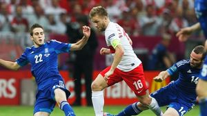 După Kapetanos la Mondiale, România mai "trimite" un grec la un turneu final!** Jucătorul care ne-a eliminat de la EURO a jucat aseară împotriva Poloniei!