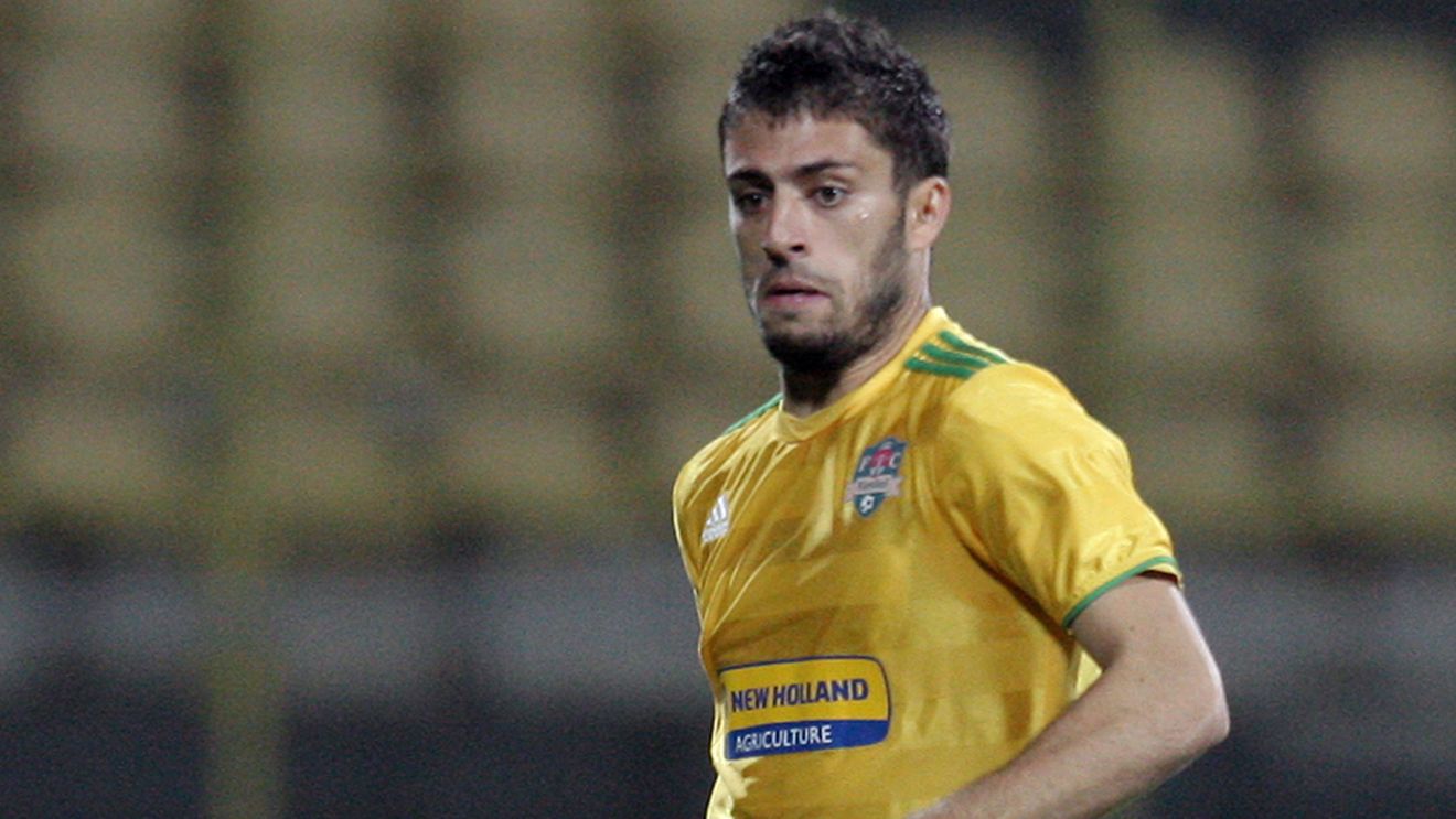 Rapid negociază cu Raul Costin! Mijlocașul are o ofertă și din prima ligă azeră