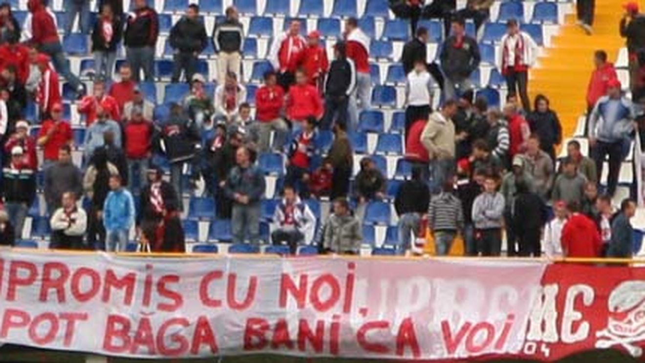 Suporterii către acționari: "Dinamo poate și fără voi!"