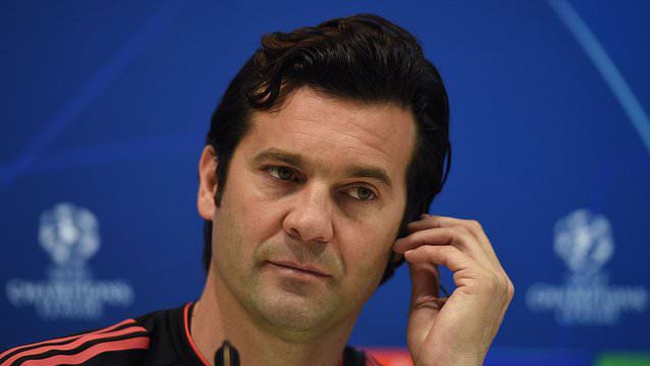 EXCLUSIV | "Îmi luam bagajele, le mulțumeam oamenilor pentru încredere și-mi vedean de drumul meu". Antrenorul din Liga 1 care "l-a tras de urechi" în direct pe Solari și a găsit greșeala care a dus la dezastrul cu Ajax: "Eu nu făceam asta!"