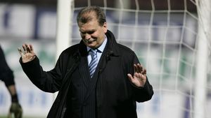 Lovitură de teatru. Dinu Gheorghe: "Sunt șanse foarte mici să mai continui la Rapid"