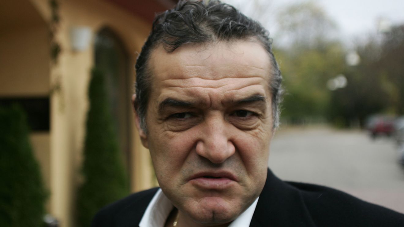 "Degeaba apeși pe butoane, dacă nu ai valoare"