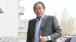 Badea își ironizează contestatarii