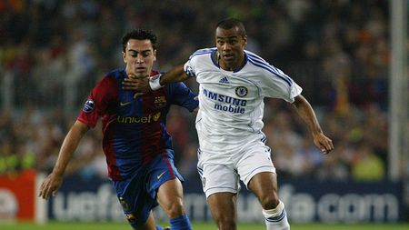 Xavi coleg cu Chivu la Inter?