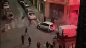 Hotelul echipei lui Răzvan Lucescu, atacat de ultrașii lui Marseille. „Sunt răniți!” Câți suporteri greci au mers să susțină PAOK | VIDEO