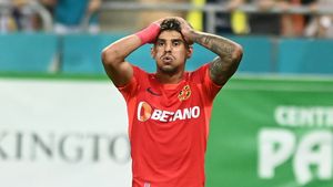 „Dușmanul” lui Gigi Becali știe de ce nu poate patronul de la FCSB să-l vândă pe Florinel Coman: „Din cauza asta! Directorii din fotbalul mare se uită la așa ceva”