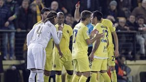 Galacticii, în silenzio stampa!** Decizia asta i-a închis gura definitiv lui Mou: patru meciuri de suspendare la Real! Un singur jucător a scăpat