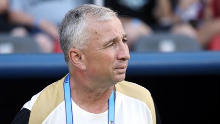 Dan Petrescu, în lojă la FCSB - FC Argeş! Imagini unice alături de Gică Hagi