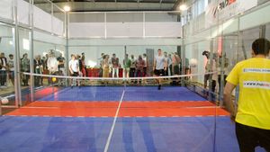 VIDEO | Sport între pereți de sticlă. Tot ce trebuie să știi despre PADBOL, "fratele" fotbal-tenisului 