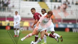 Frunză încă nu știe unde joacă:** "Îl aștept pe Maftei la Vaslui...la Urziceni...la Rapid" :)