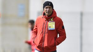 Interesul poartă fesul, să plouă cu bani publici! Daniel Oprescu susține schimbarea Legii Sportului, CSM Slatina fiind printre echipele fără drept de promovare: ”Trebuie umblat la lege, este foarte simplu”