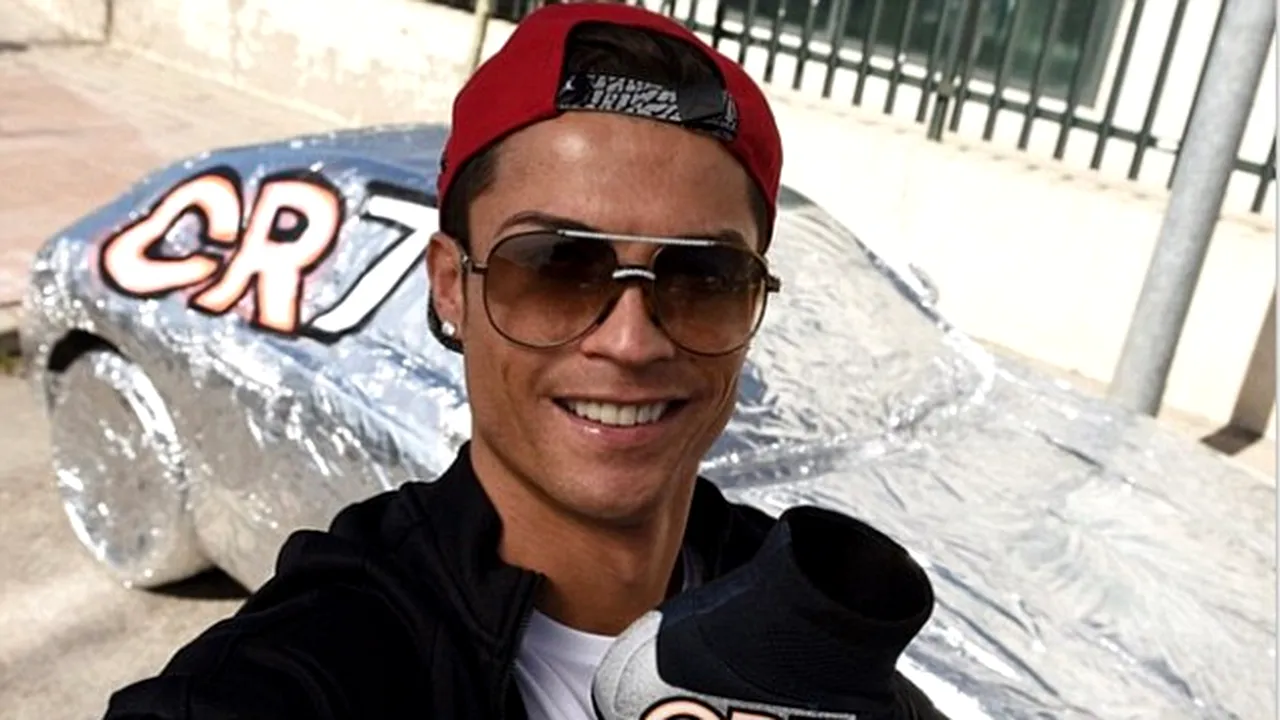 FOTO | Metrosexualul Cristiano Ronaldo a surprins cu o nouă freză înainte de Portugalia - Serbia. Îți place?