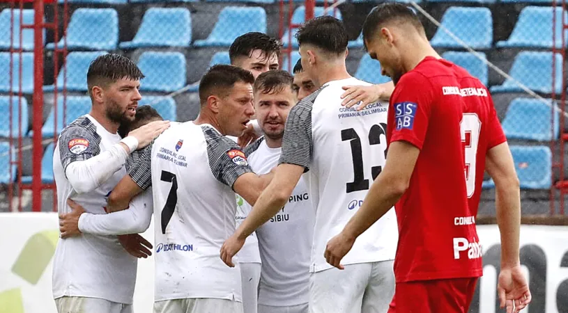 Petrișor Petrescu, părere-șoc despre CSC Șelimbăr înainte de barajul cu CS Dinamo pentru evitarea retrogradării din Liga 2: ”Echipa noastră este extraordinar de bună! Dumnezeu ne-a mai întins o mână și ne-am agățat de ea”