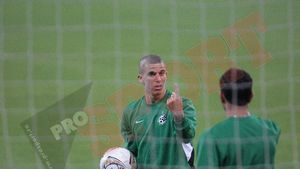 Respectă Steaua și după UMILINȚA din tur:** "Sunt puternici chiar și cu toate problemele de lot"