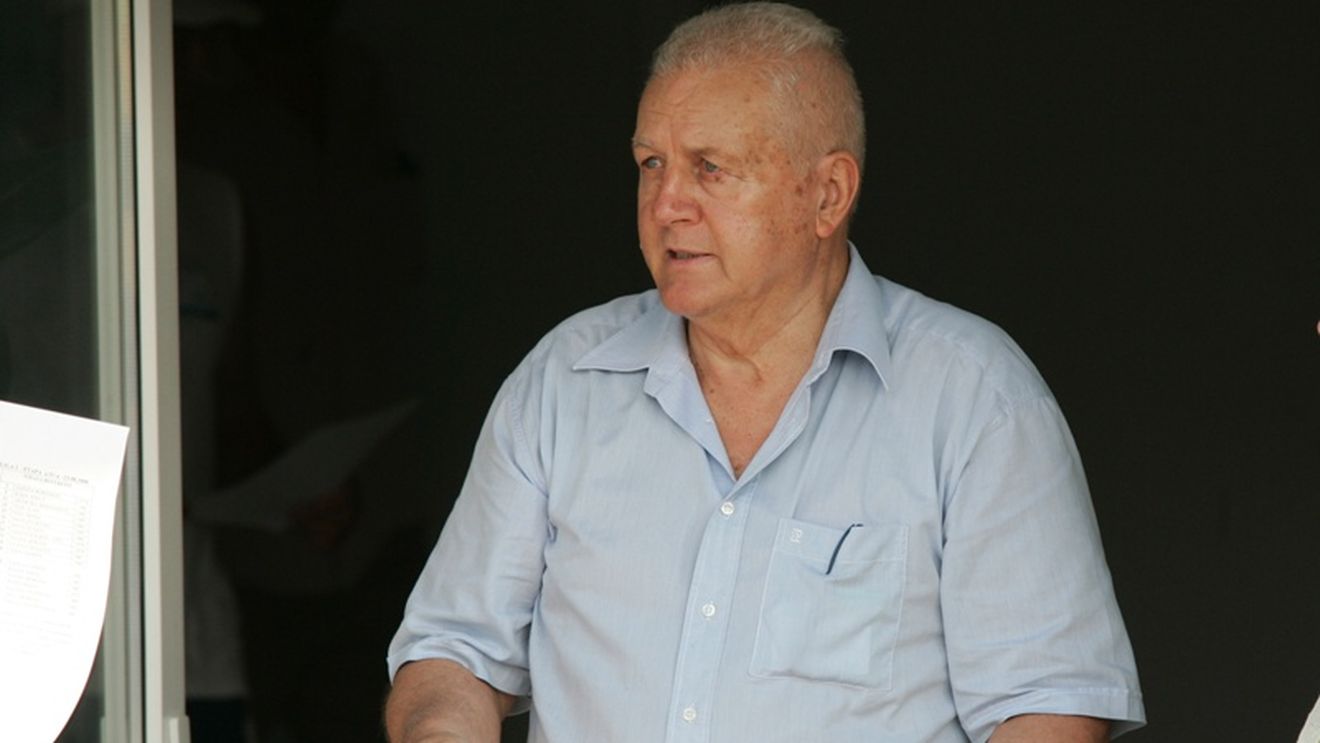 Tata Jean a fost prădat degeaba de hoți! Au furat un seif...gol!