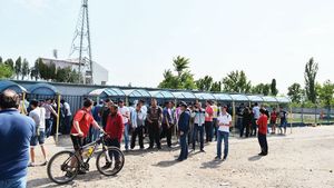 "Boss, îți dă fratele tău bilete!"** Bișnițarii au dublat deja prețul tichetelor la derby! De la Michael Jackson la Steaua-Dinamo