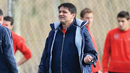 Lăcătuș: „Bine că dăm goluri!"