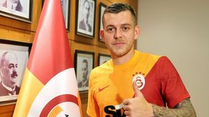 Alexandru Cicâldău, prezentat oficial de Galatasaray! Câți bani va încasa internaționalul român și în ce super meci ar putea debuta