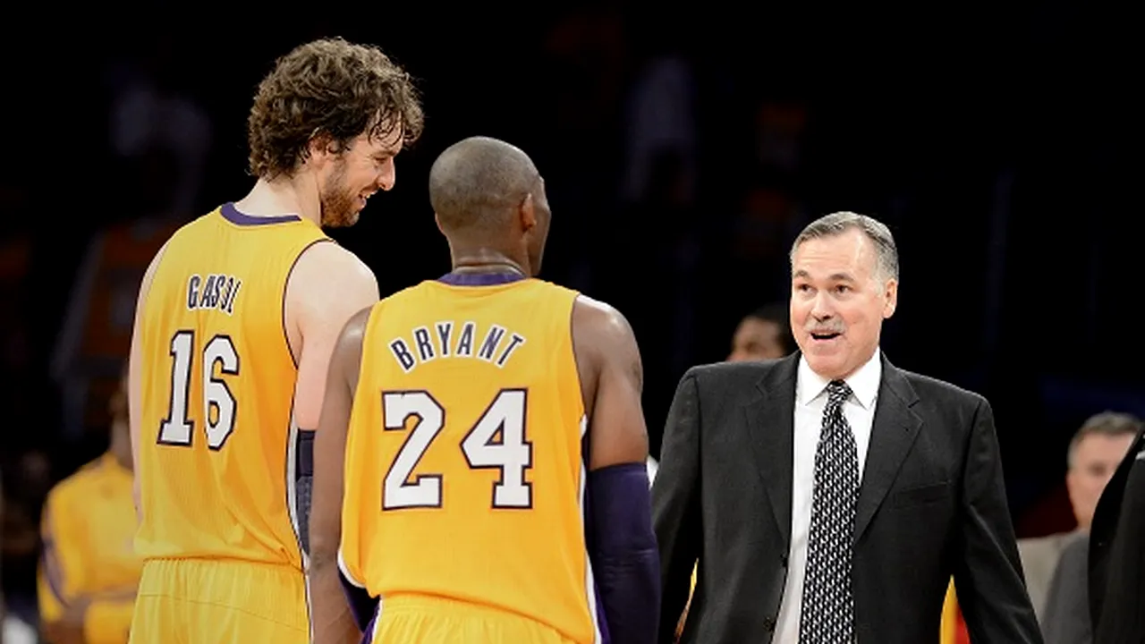 Prima victorie cu D''Antoni pe bancă!** Lakers s-a redresat și a obținut al șaselea succes din acest sezon!