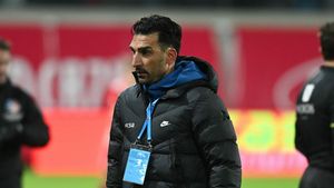 Elias Charalambous l-a analizat pe Adrian Mutu, înainte de Rapid - FCSB! Grecul, mesaj energic pentru elevii lui: „Acestea sunt meciurile adevărate pentru fotbaliști, cu stadionul plin!”