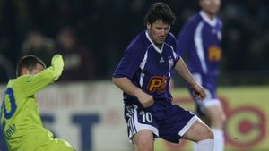 Începe reconstrucția Stelei! Becali îl vrea pe Tameș de la Pitești!**